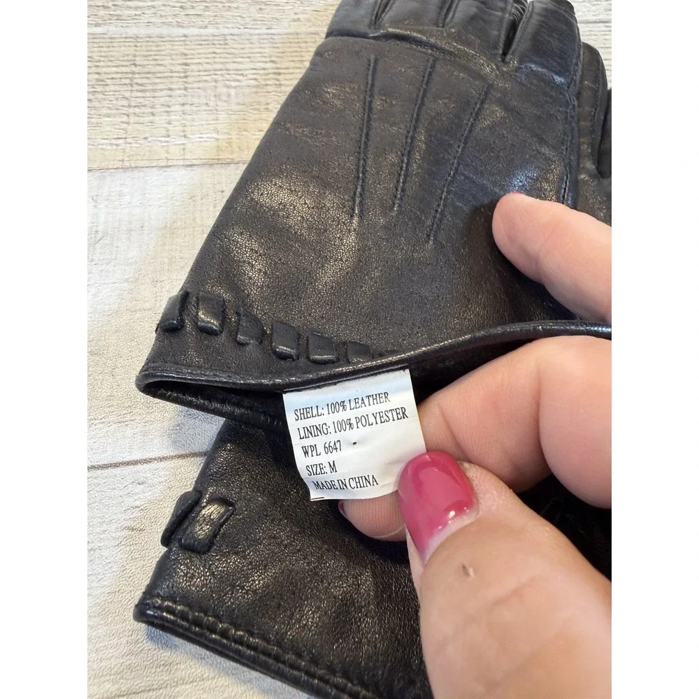 N/A women black
